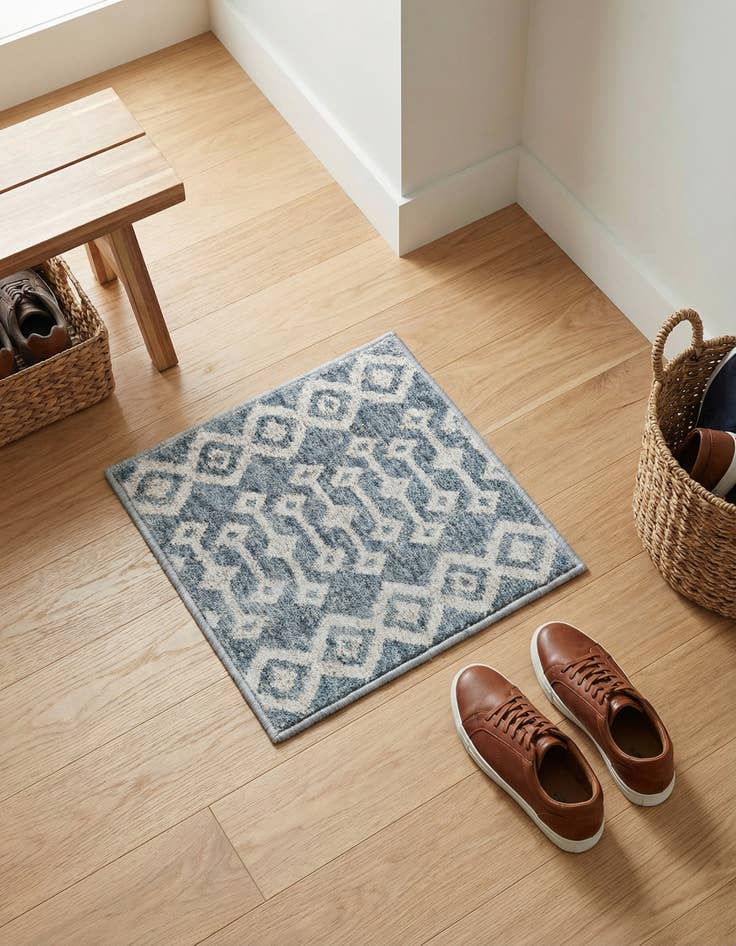 Detail image of 1' 4 x 1' 4 Eco Trellis Sample Rug