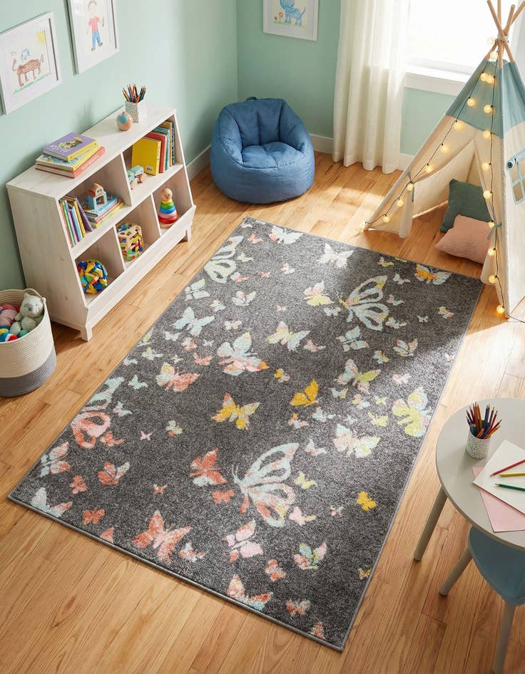 Detail image of 4' x 6' Whimsy Kids Rug