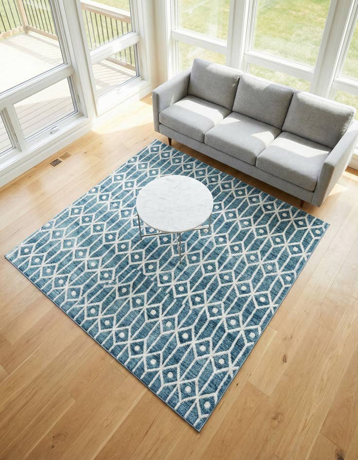 Detail image of 7' x 7' Lattice Trellis Square Rug