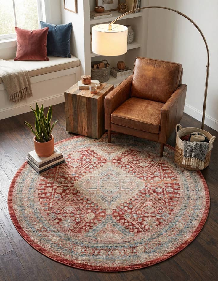 Detail image of 5' x 5' Noble Round Rug