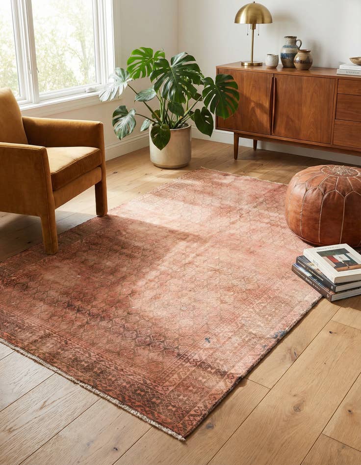 Detail image of 3' 10 x 6' 6 Hand Knotted Ultra Vintage Persian Wool Rug