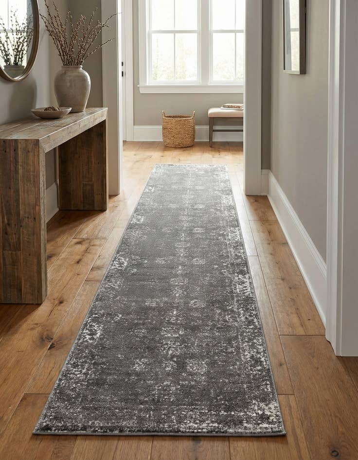 Detail image of 3' 3 x 16' 5 Monaco Runner Rug