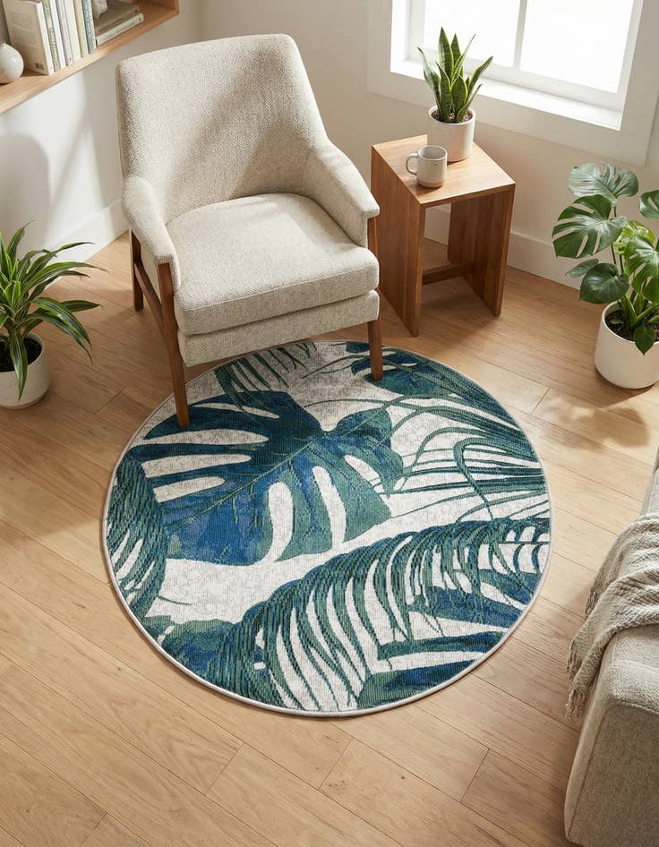 Detail image of 3' 3 x 3' 3 Blossom Round Rug