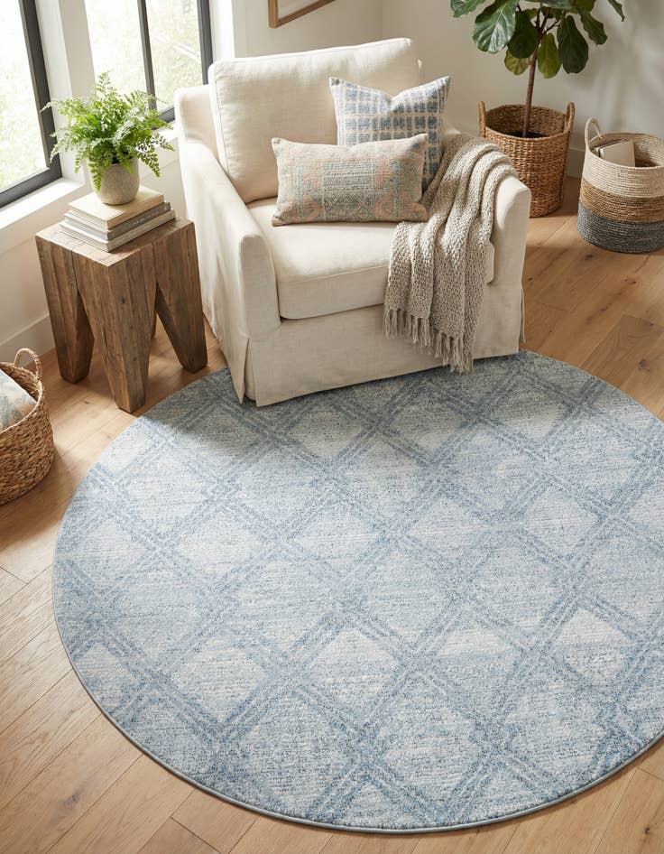 Detail image of 7' 10 x 7' 10 Kamala Washable Round Rug