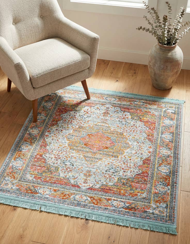 Detail image of 4' x 4' Havana Square Rug