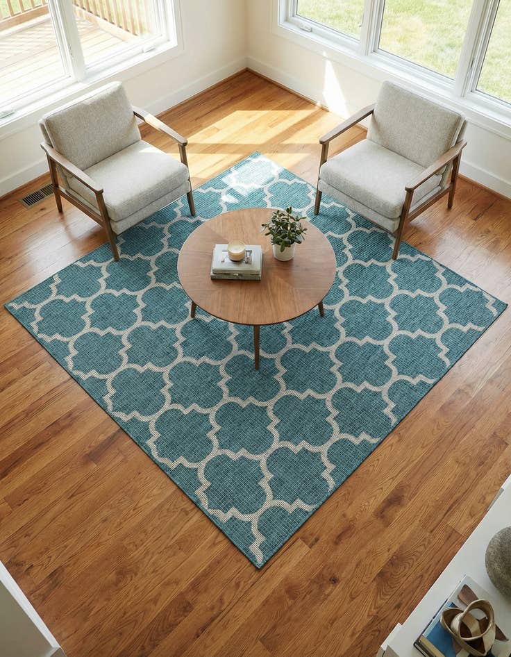 Detail image of 7' 10 x 7' 10 Washable Lattice Indoor / Outdoor Square Rug