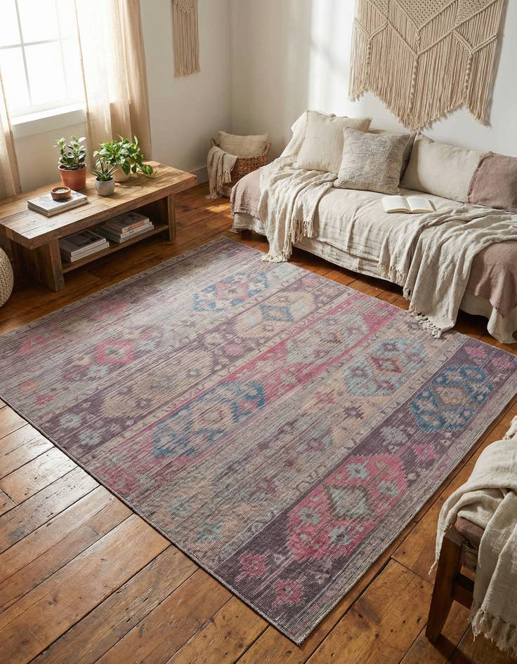 Detail image of 7' 10 x 7' 10 Washable Sisu Square Rug