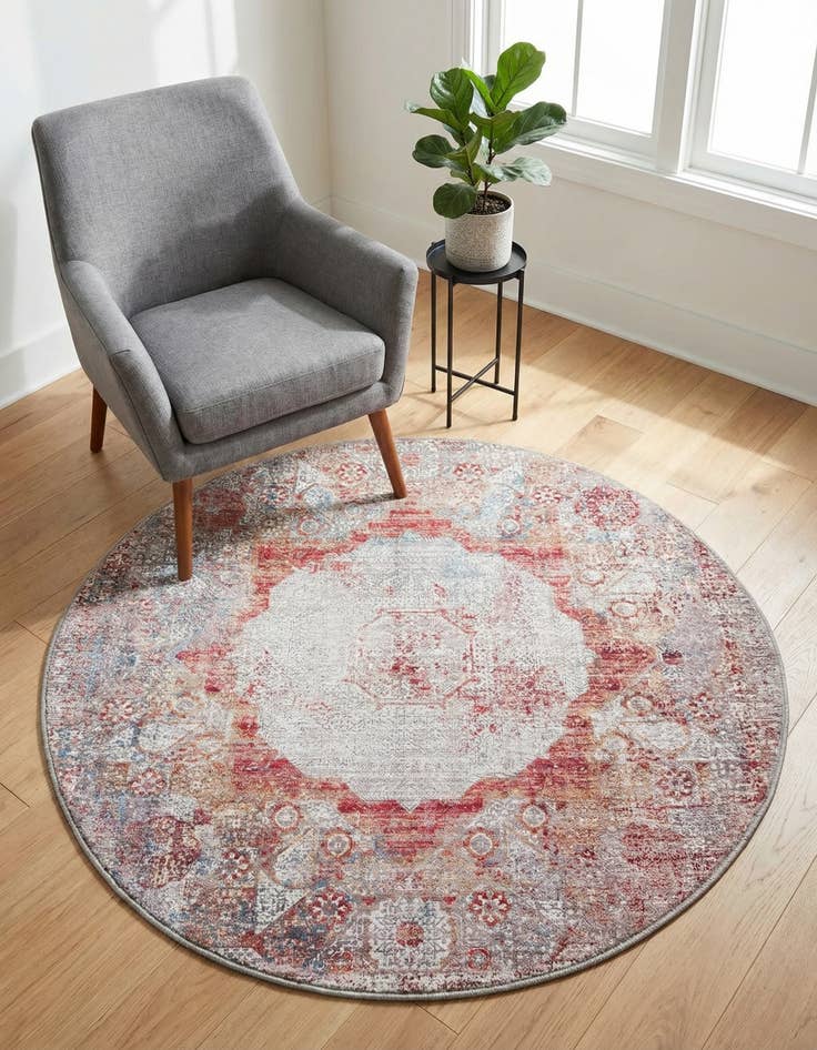 Detail image of 4' x 4' Washable Yara Round Rug