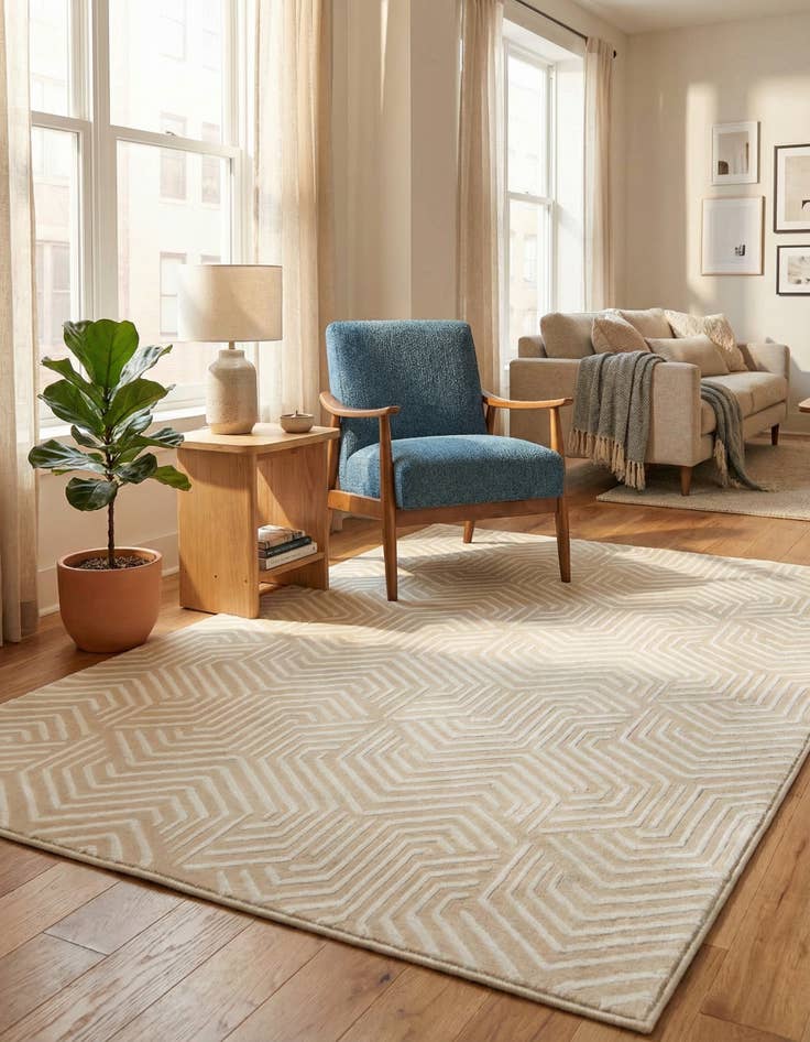 Detail image of 4' x 6' Aakaar Rug