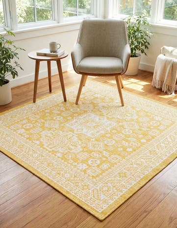 160cm x 160cm Easy-Clean Aztec Indoor / Outdoor Square Rug