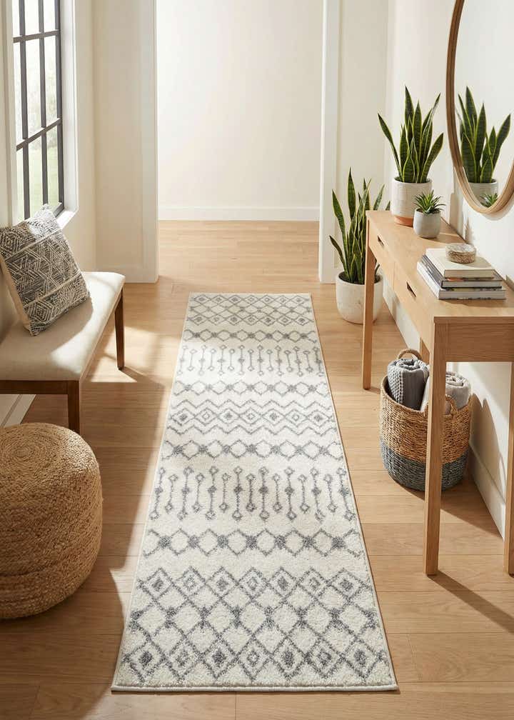 2' x 6' Moroccan Trellis Runner Rug