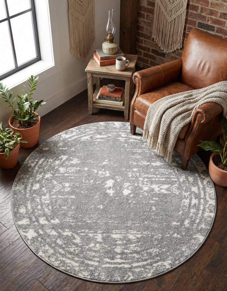 Detail image of 4' x 4' Lennon Round Rug