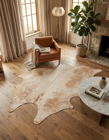 6' 1 x 6' 7 Cowhide Leather Square Rug