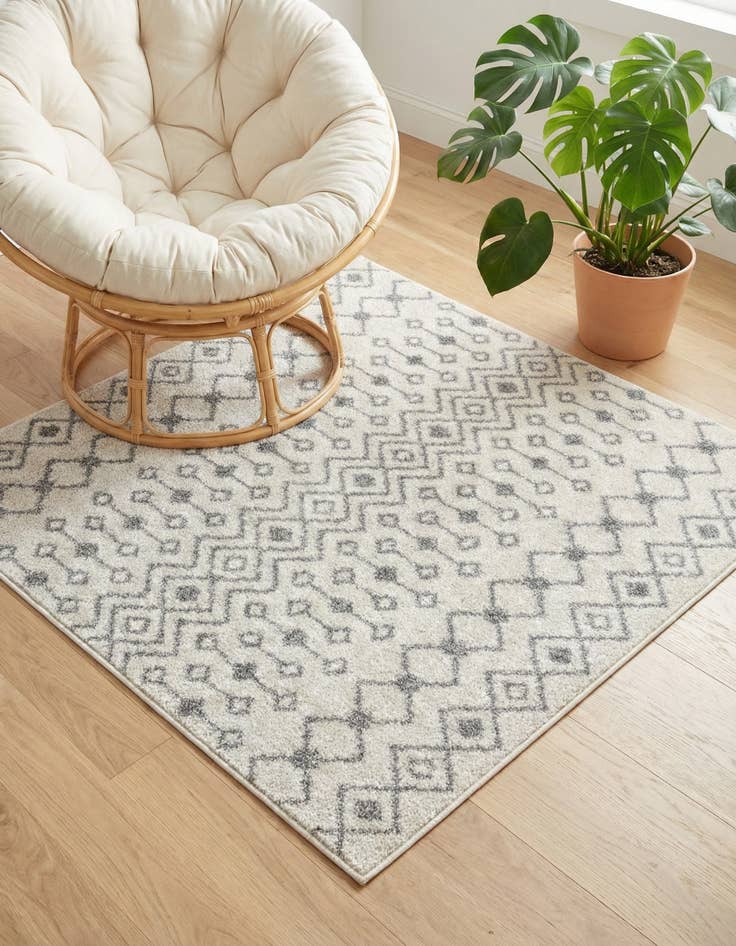 Detail image of 4' x 4' Moroccan Trellis Square Rug