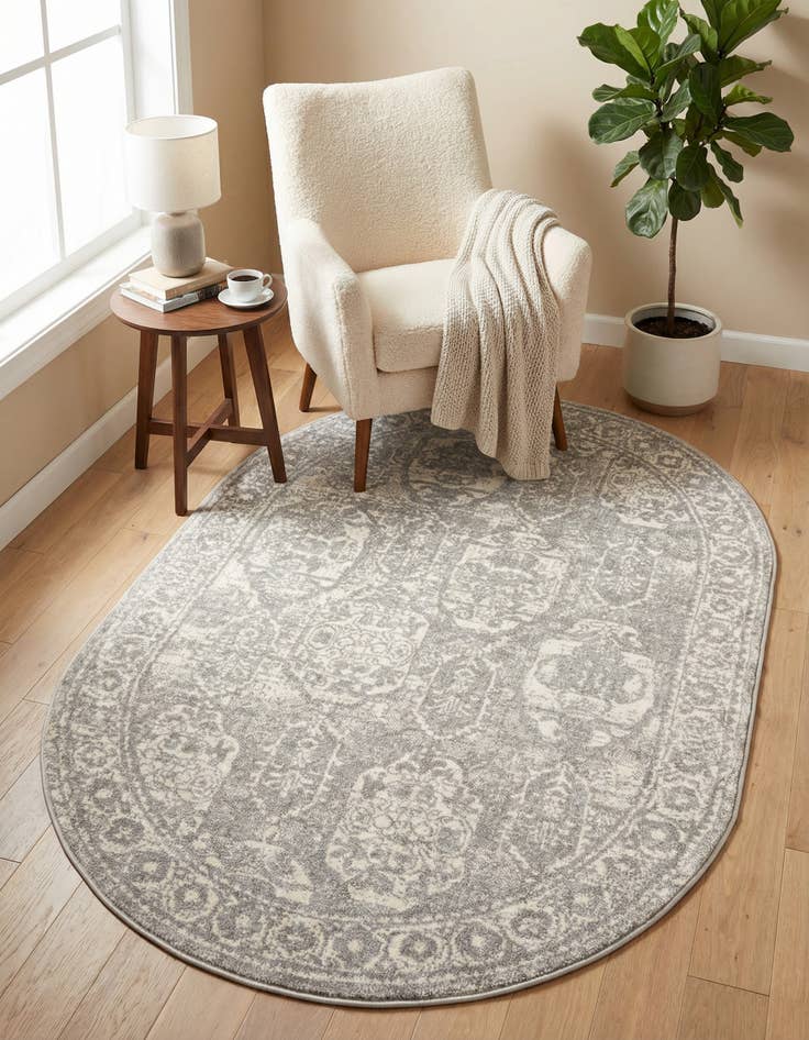 Detail image of 4' x 6' Lola Oval Rug