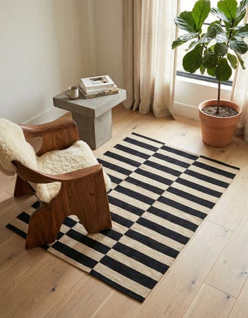 3' 2 x 4' 9 Hand Woven Kilim Modern Wool Rug