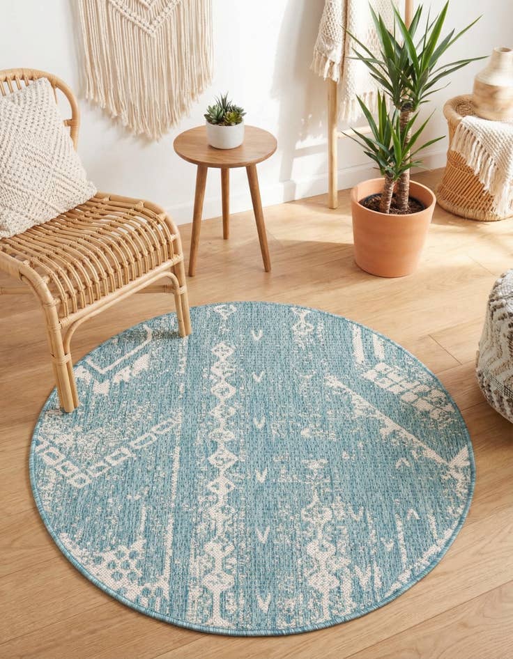 Detail image of 3' x 3'  Washable Bohemian Indoor / Outdoor Round Rug