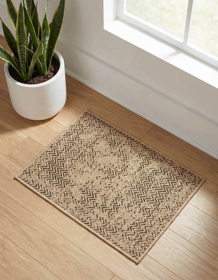 Detail image of 2' 2 x 3' Dunes Rug