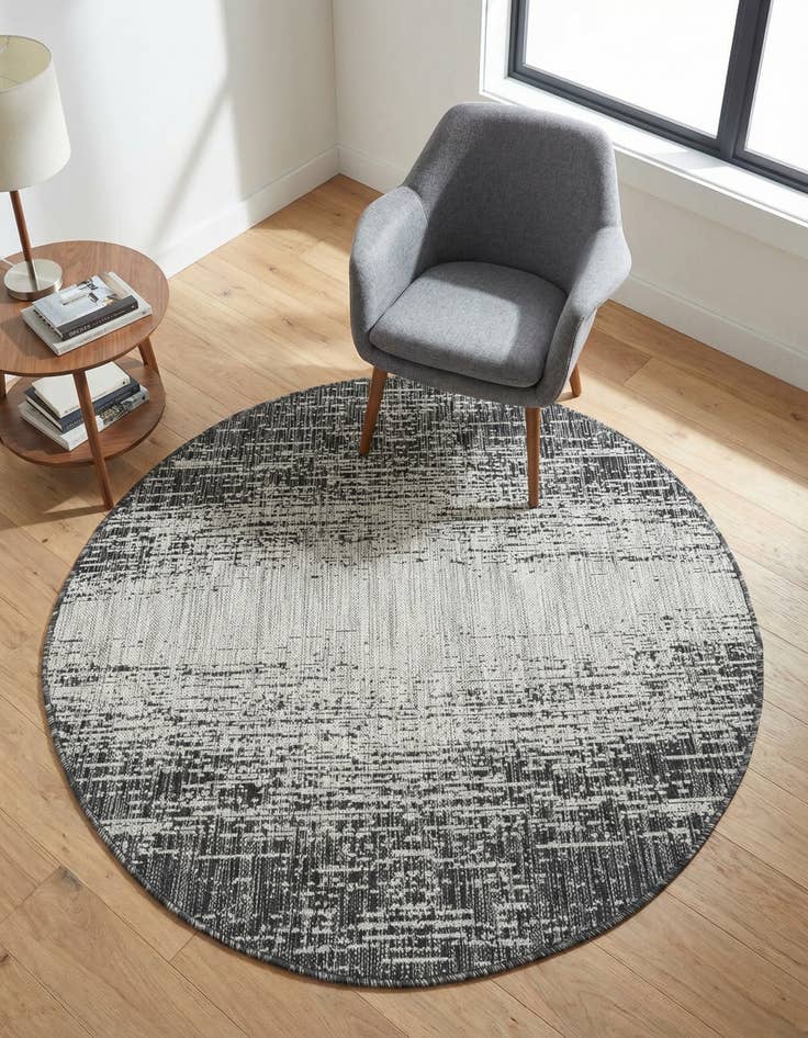 Detail image of 4' x 4'  Washable Modern Indoor / Outdoor Round Rug