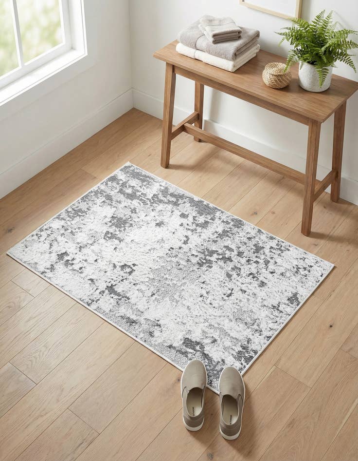 Detail image of 2' 3 x 3' Abbey Rug