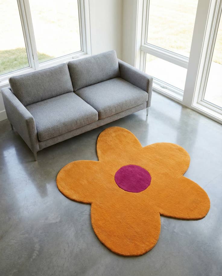 Detail image of 5' 1 x 5' 1 Happy Rugs Funky Flower Wool Round