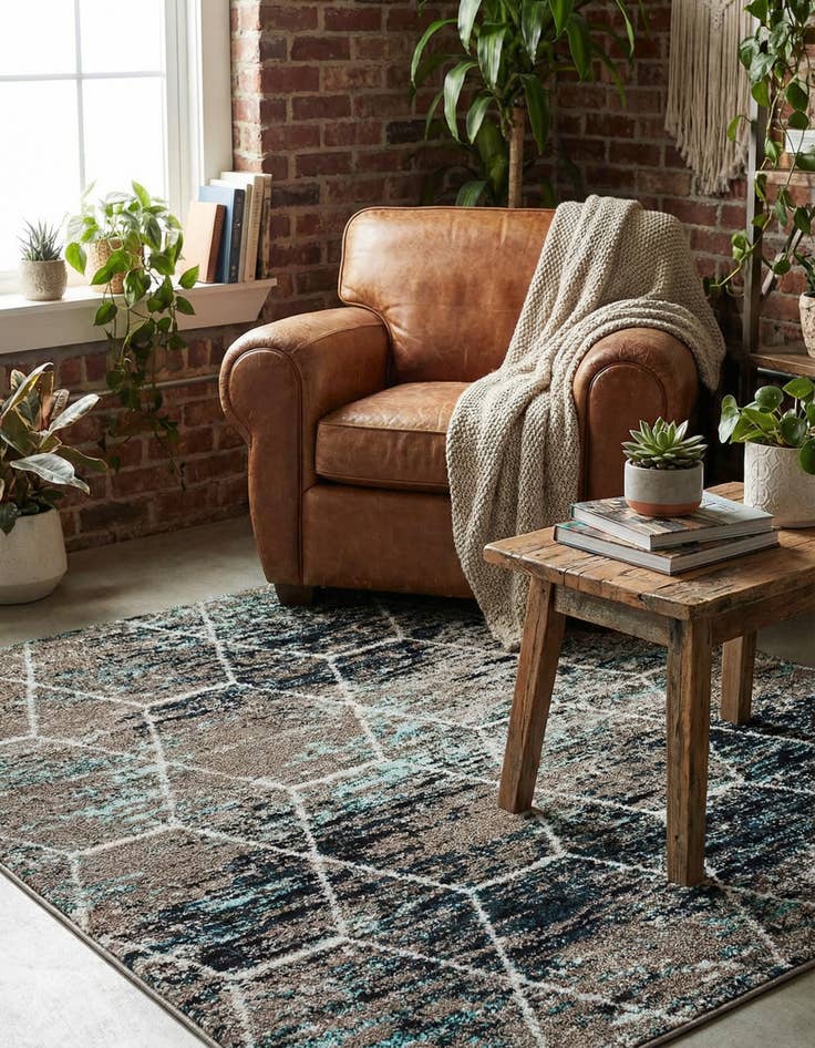 Detail image of 4' x 4' Trellis Frieze Square Rug