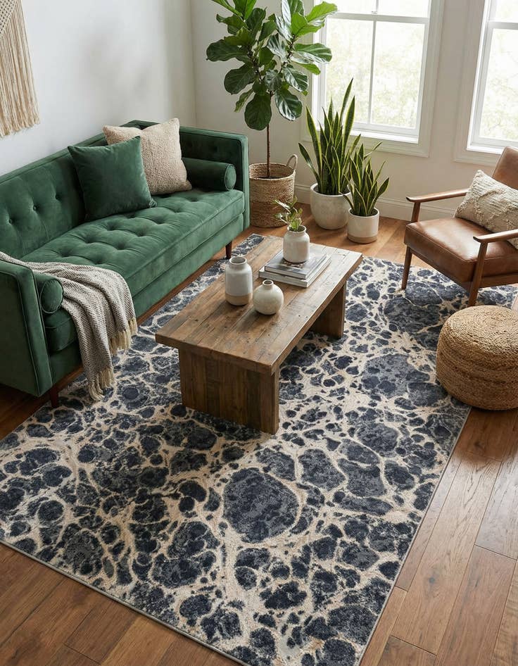 Detail image of 5' x 8' Oasis Rug