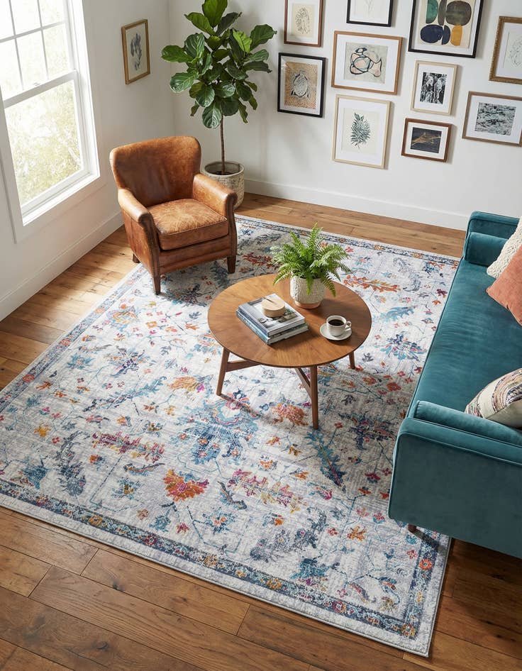 Detail image of 8' x 9' 10 Budapest Rug