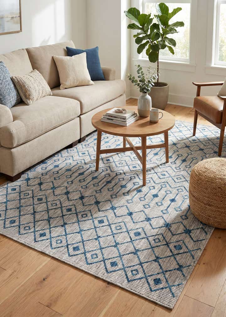 5' x 8' Easy-Clean Trellis Indoor / Outdoor Rug