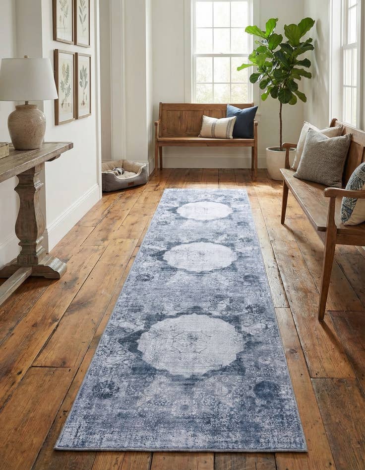 Detail image of 2' 7 x 10'  Washable Yara Runner Rug