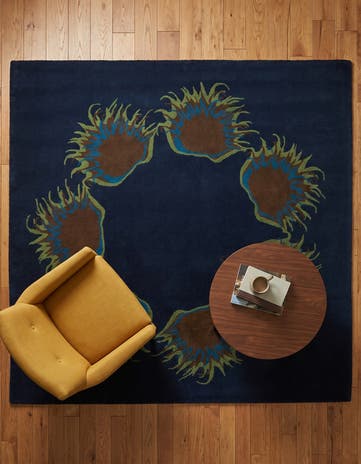7' 5 x 7' 7 Luna Square Rug