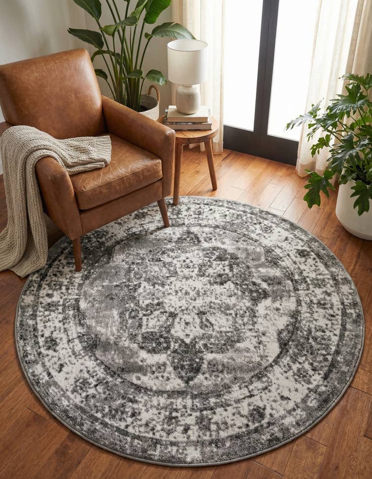 Detail image of 4' x 4' Monte Carlo Round Rug