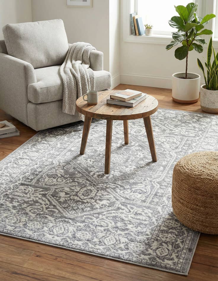 Detail image of 4' x 6' Boston Rug