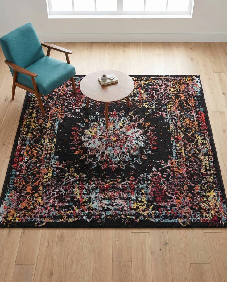 Detail image of 7' 10 x 7' 10 Madeline Square Rug
