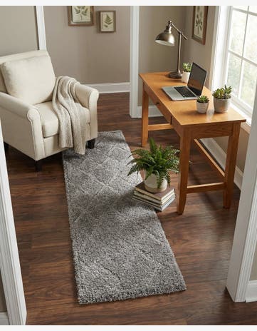 Dark Gray Lattice Shag Runner Rug