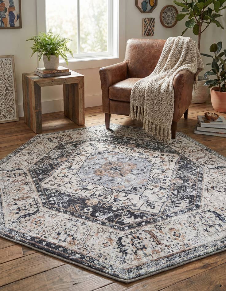 Detail image of 5' x 5' Washable Yara Octagon Rug