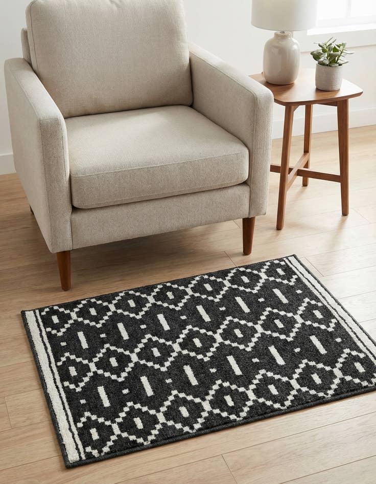 Detail image of 2' x 3' Oslo Rug