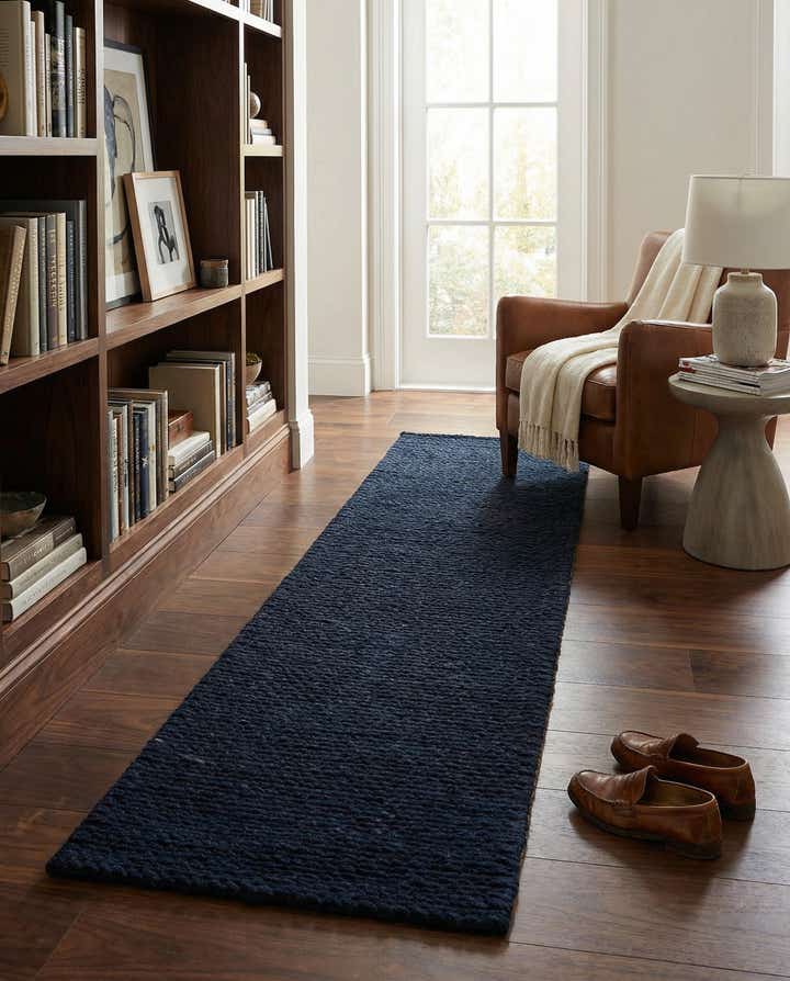2' x 8' Hand Woven Lana New Zealand Wool Runner Rug
