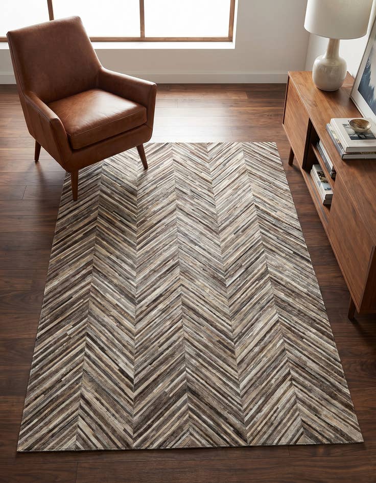 Detail image of 4' 1 x 6' 2 Cowhide - Patchwork Rug