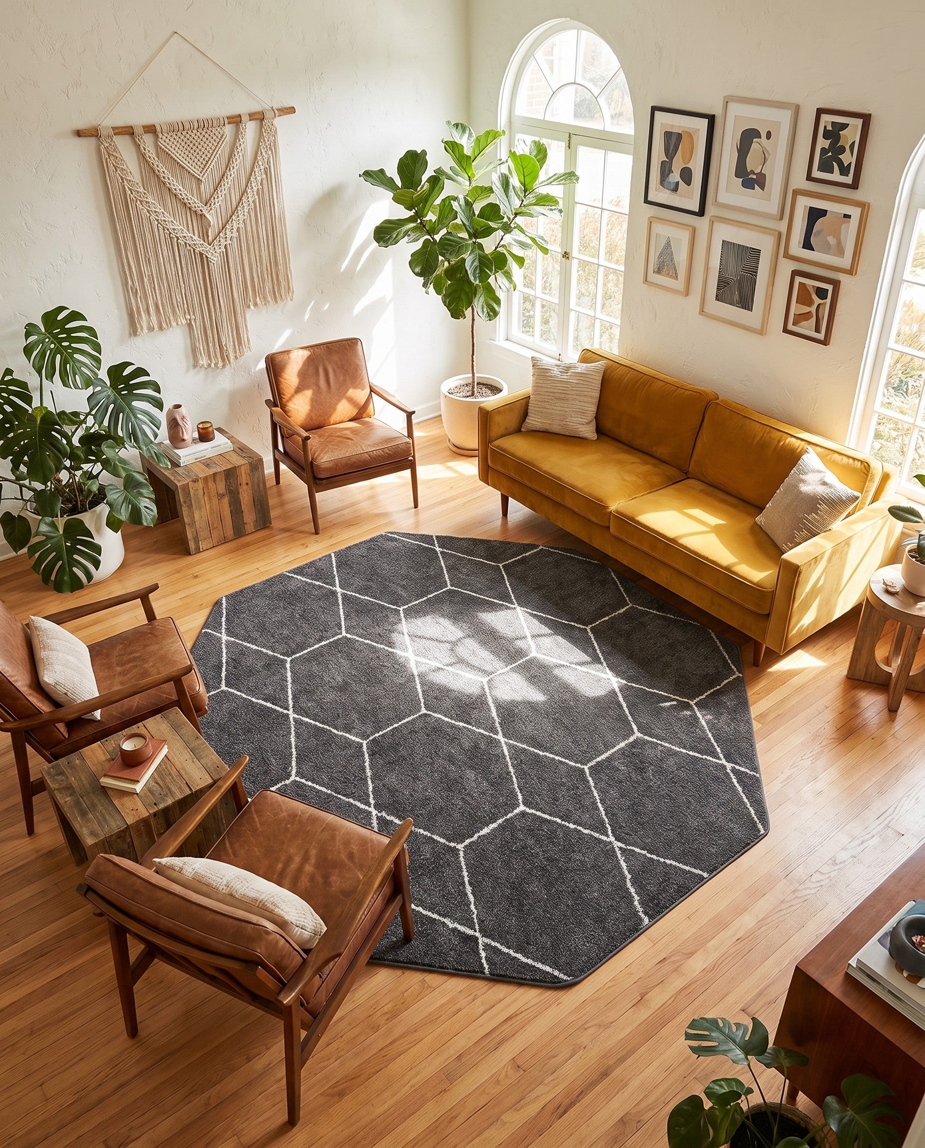 7' 10 x 7' 10 Lattice Frieze Octagon Rug