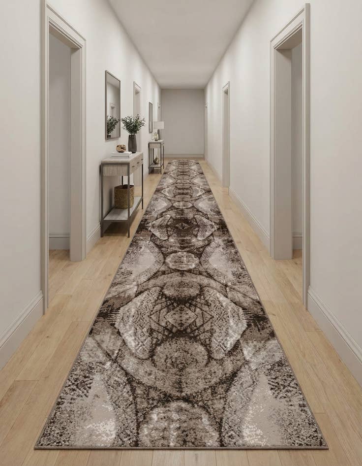 Detail image of 3' 3 x 16' 5 Monaco Runner Rug