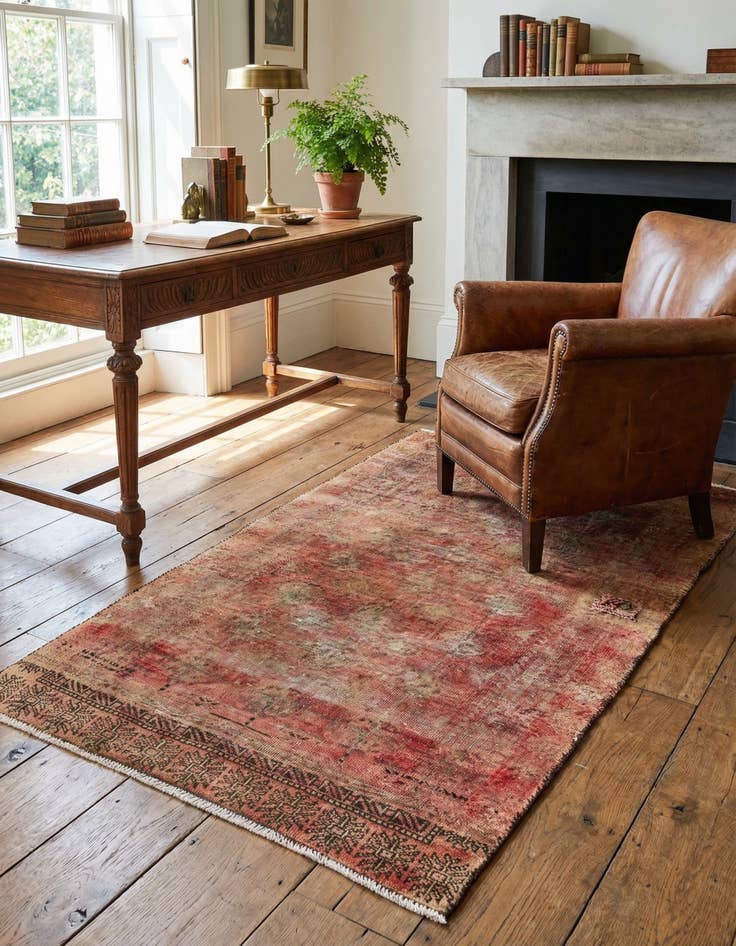 Detail image of 2' 9 x 4' 10 Hand Knotted Ultra Vintage Persian Wool Rug