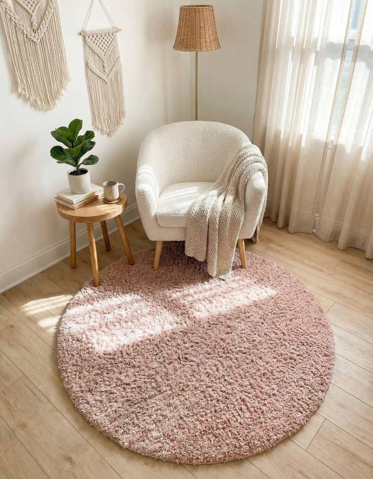 Detail image of 4' x 4' Zermatt Shag Round Rug