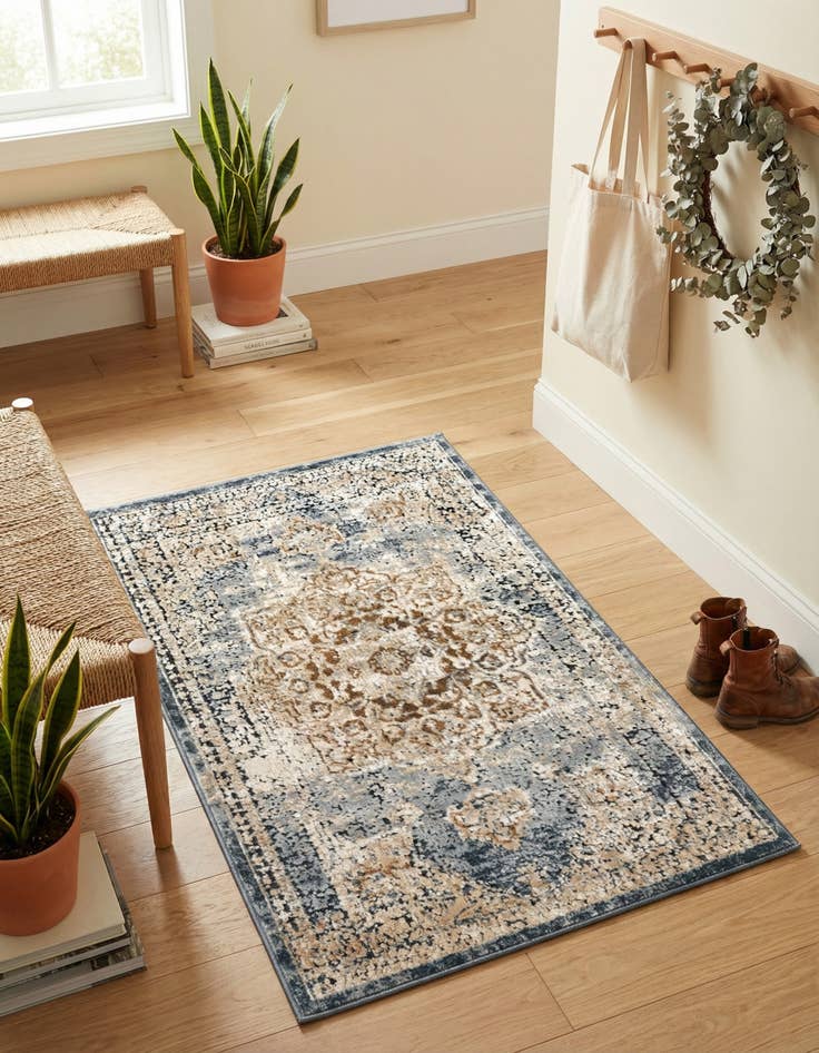 Detail image of 2' x 3' Eliza Rug