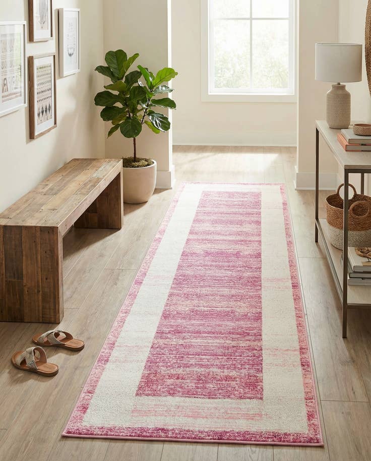 Detail image of Jill Zarin 2' 7 x 8' Uptown Yorkville Runner Rug