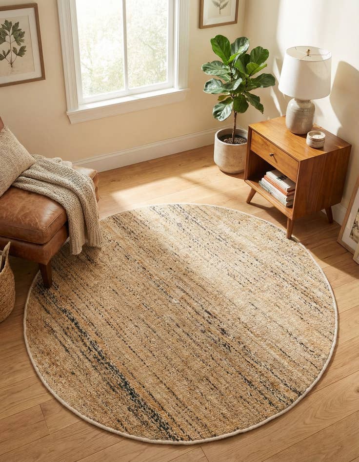 Detail image of 4' 1 x 4' 1 Hand Woven Palm Beach Jute Round Rug