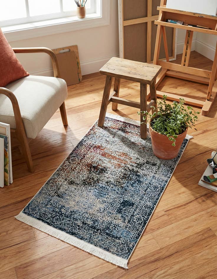 Detail image of 2' 2 x 3' Santiago Rug