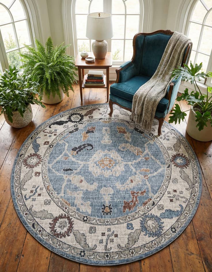 Detail image of 7' x 7' Eco Traditional Round Rug