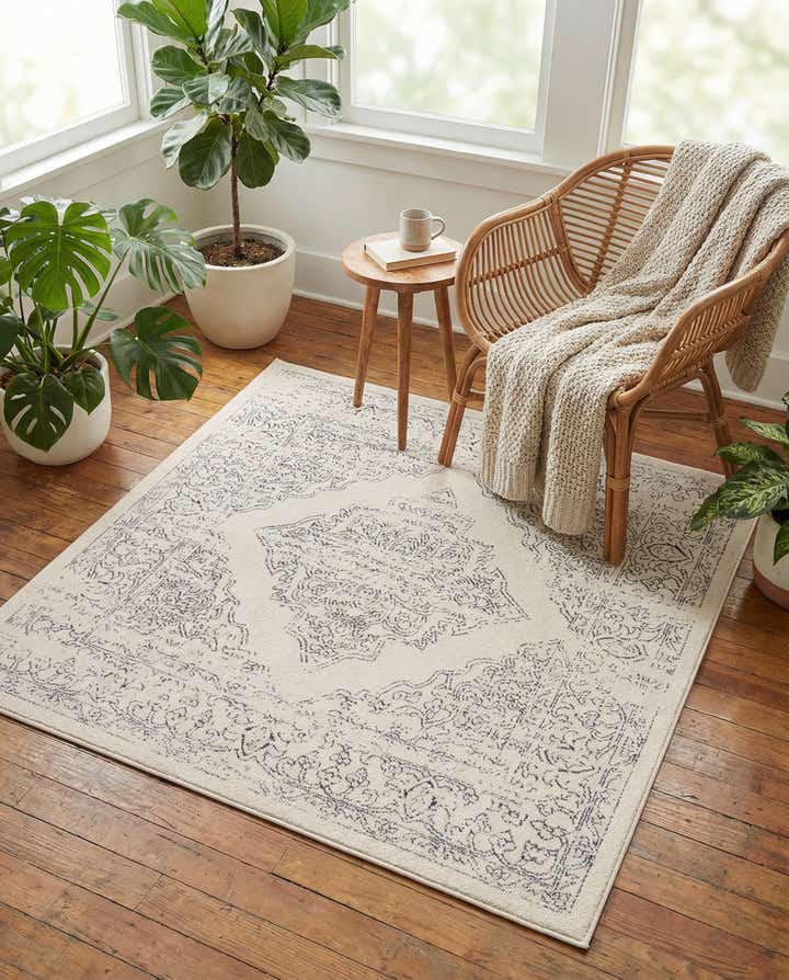 5' x 5' Isabella Square Rug