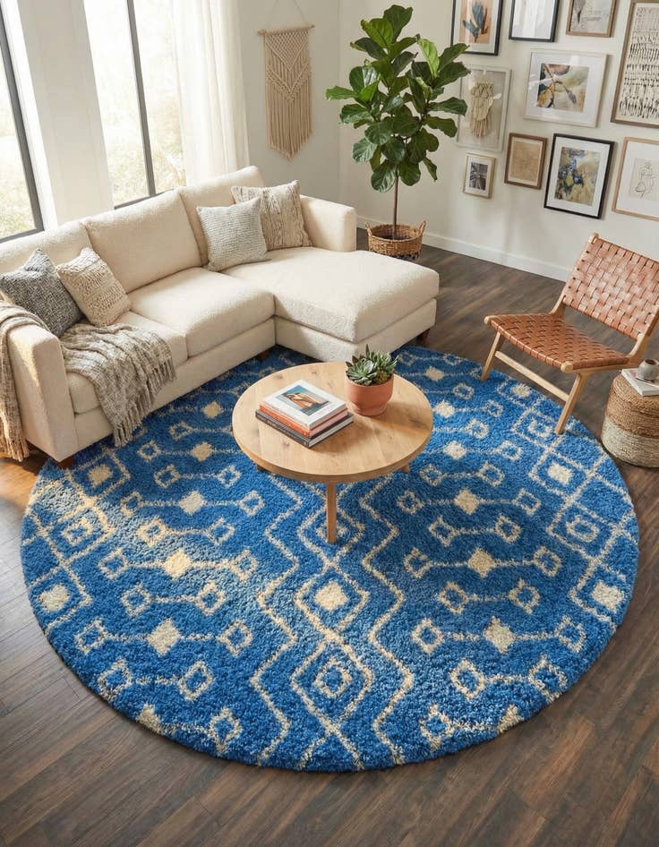 Detail image of 10' x 10' Moroccan Trellis Shag Round Rug